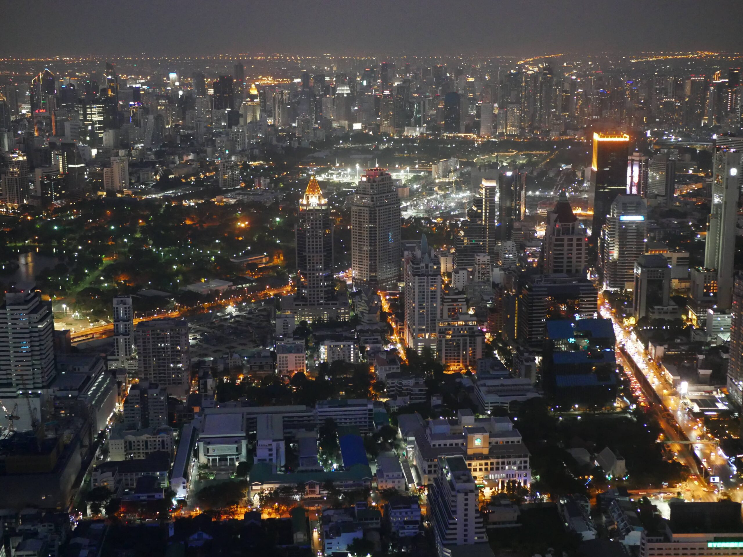 【マハナコーン・スカイウォーク】バンコクで一番高い展望台からの絶景が素晴らしい！