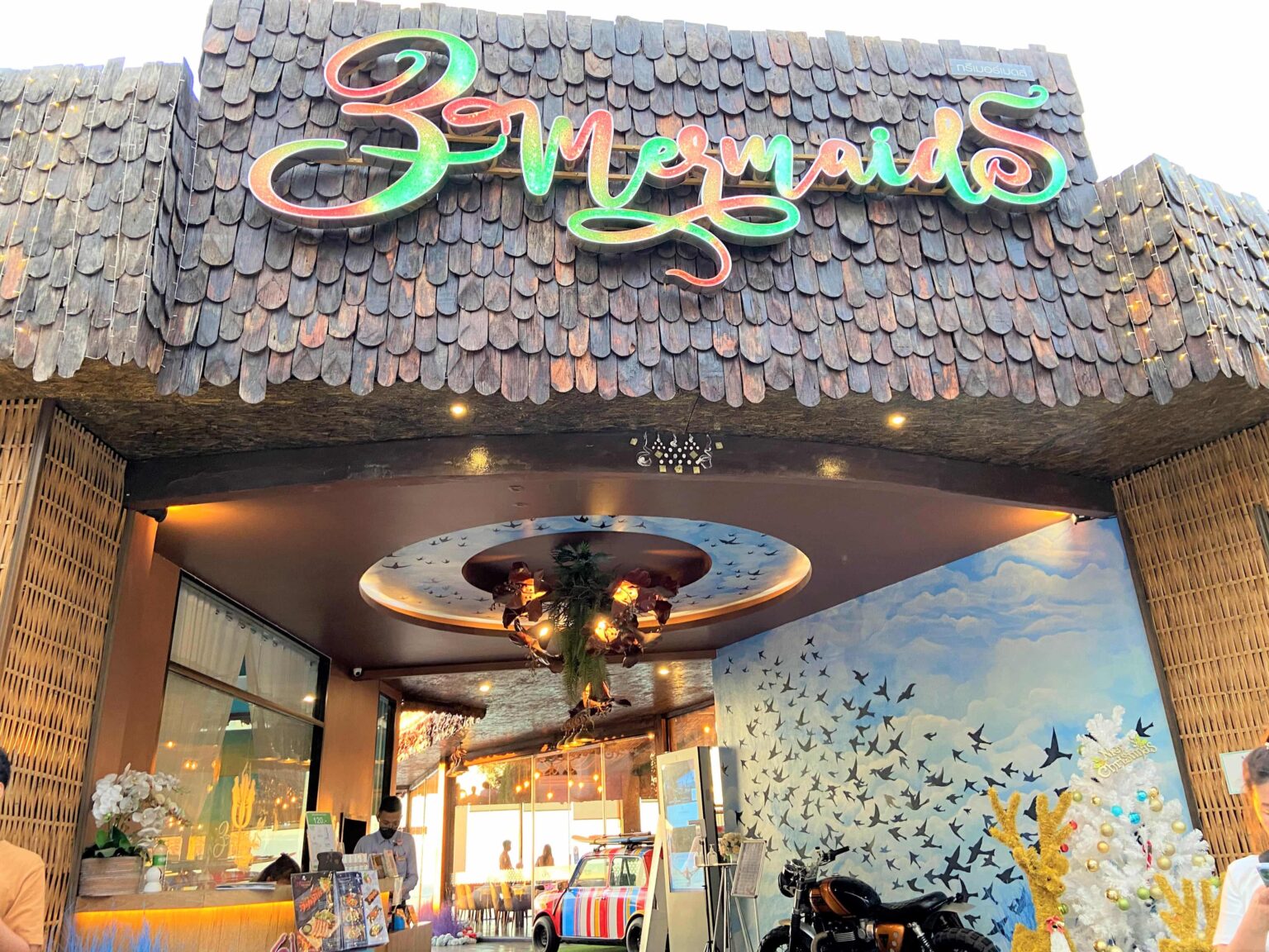 【3 Mermaids Cafe & Restaurant】絶景×インスタ映え！おしゃれなカフェレストラン【パタヤ】